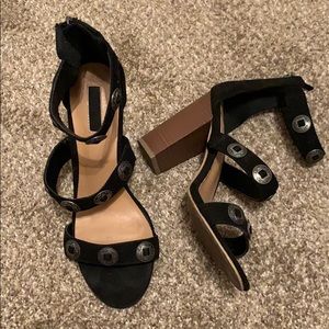 Women’s shoes